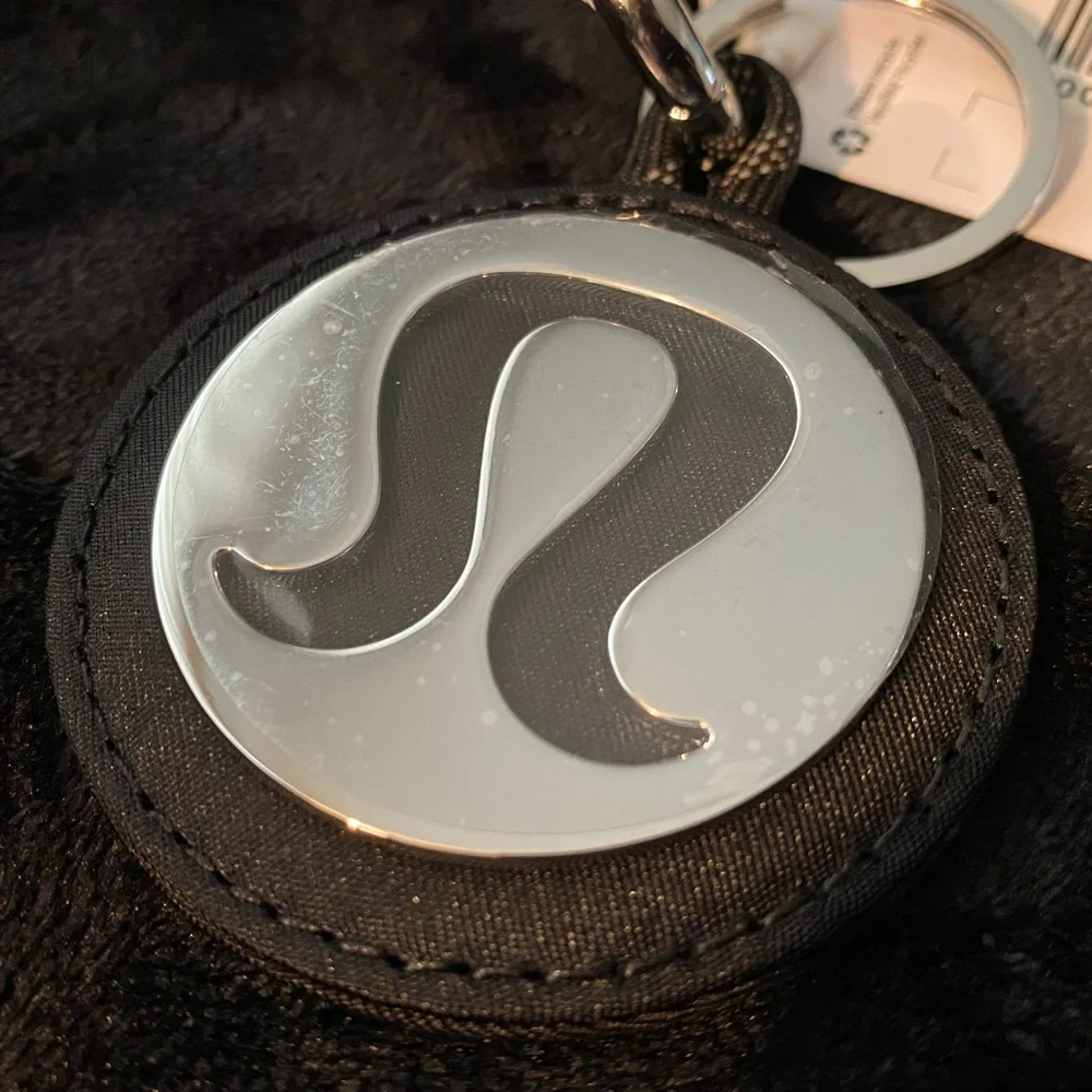 Lululemon Logo Bag Charm & Keychain | Black / Silver - Picture 4 of 10